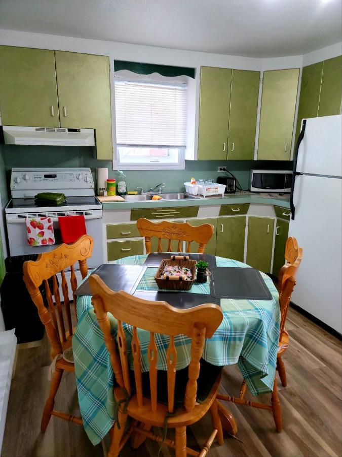 Downtown Apartment Next To Highway Netflix+Wifi Edmundston Zewnętrze zdjęcie